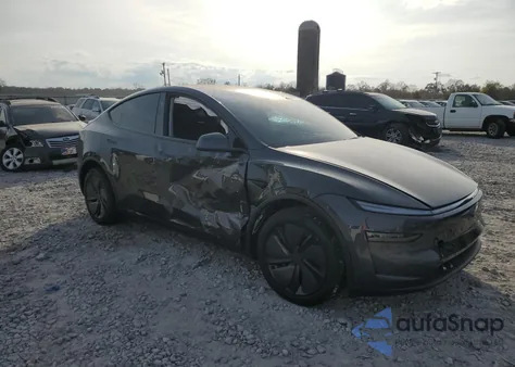 2026 Tesla Model Y z USA, uszkodzony, nr VIN 7SAYGDED8TA467206
